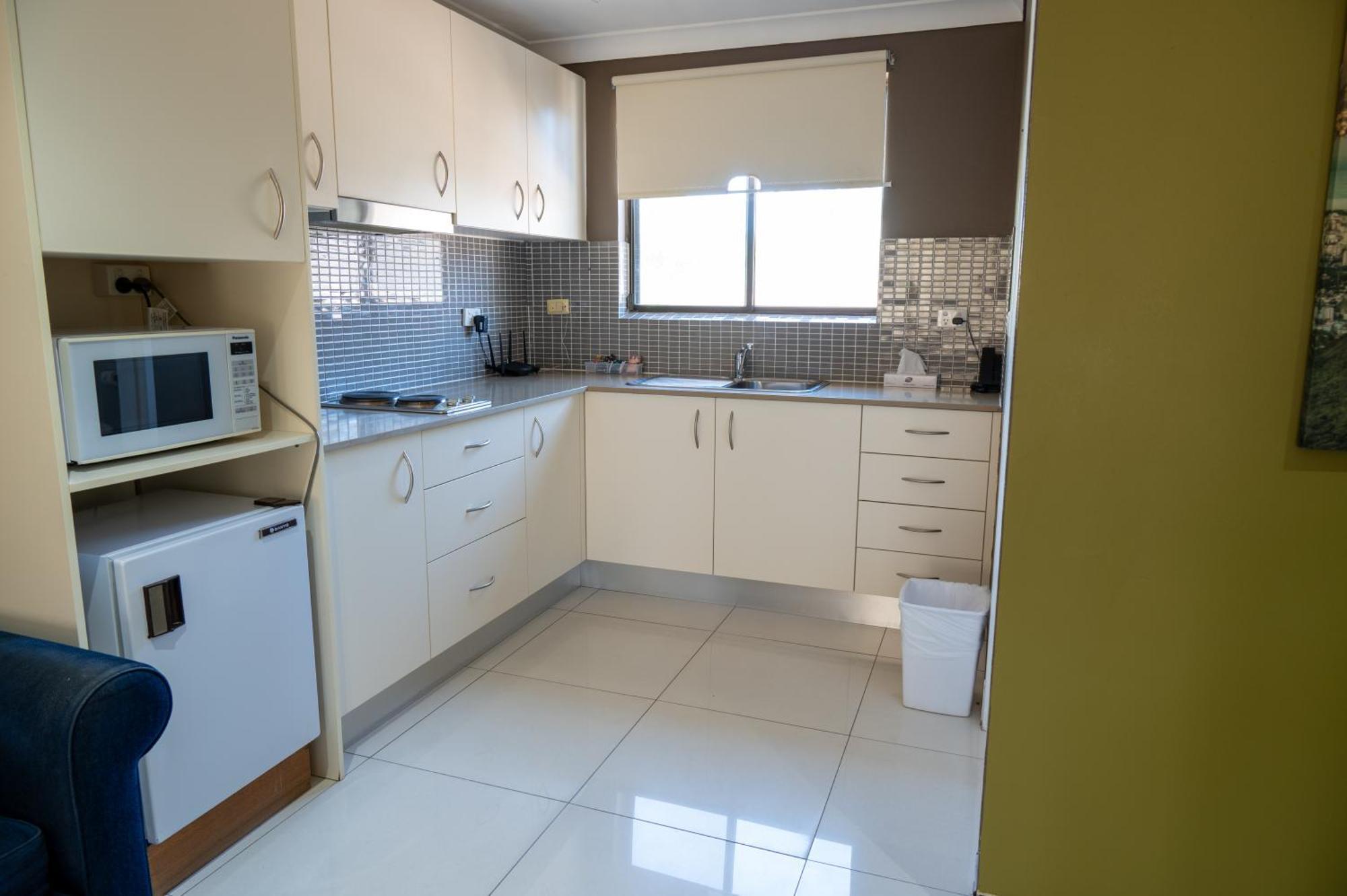 Tumut Valley Motel Pet Friendly Buitenkant foto