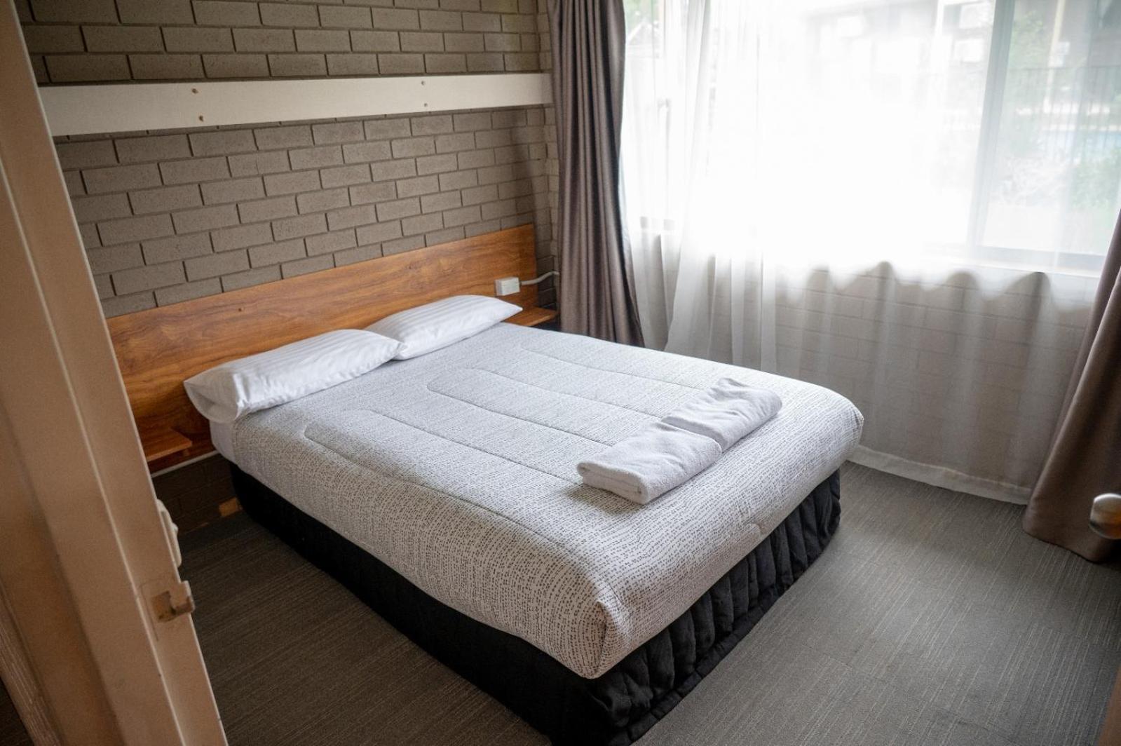 Tumut Valley Motel Pet Friendly Buitenkant foto