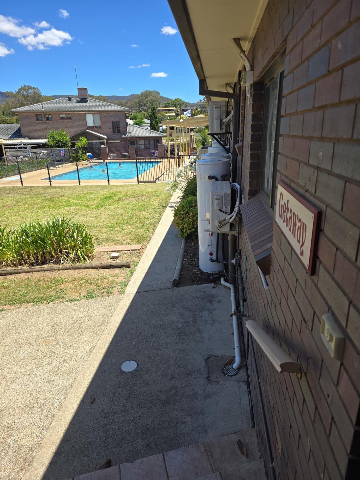 Tumut Valley Motel Pet Friendly Buitenkant foto