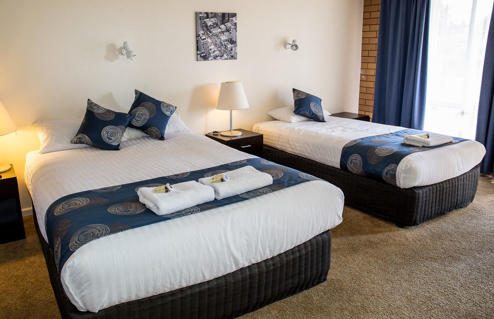 Tumut Valley Motel Pet Friendly Buitenkant foto